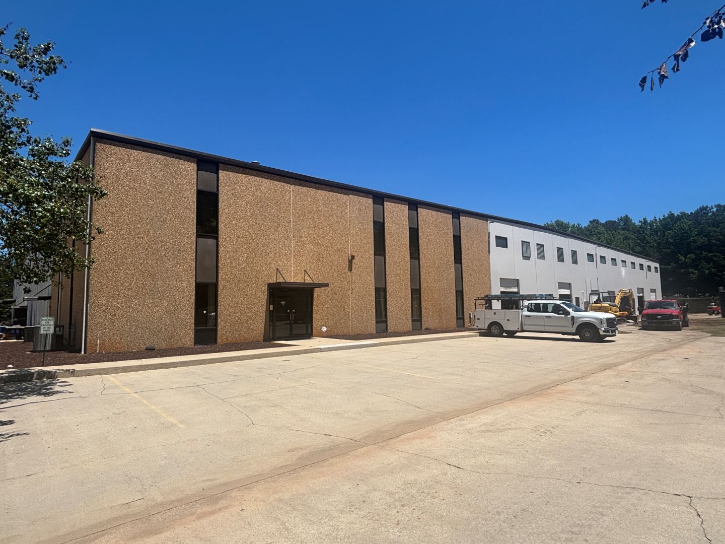 82-galilee church rd-for lease 6 ±60,491 Sq. Ft. Industrial Facility For Lease in Jefferson, GA