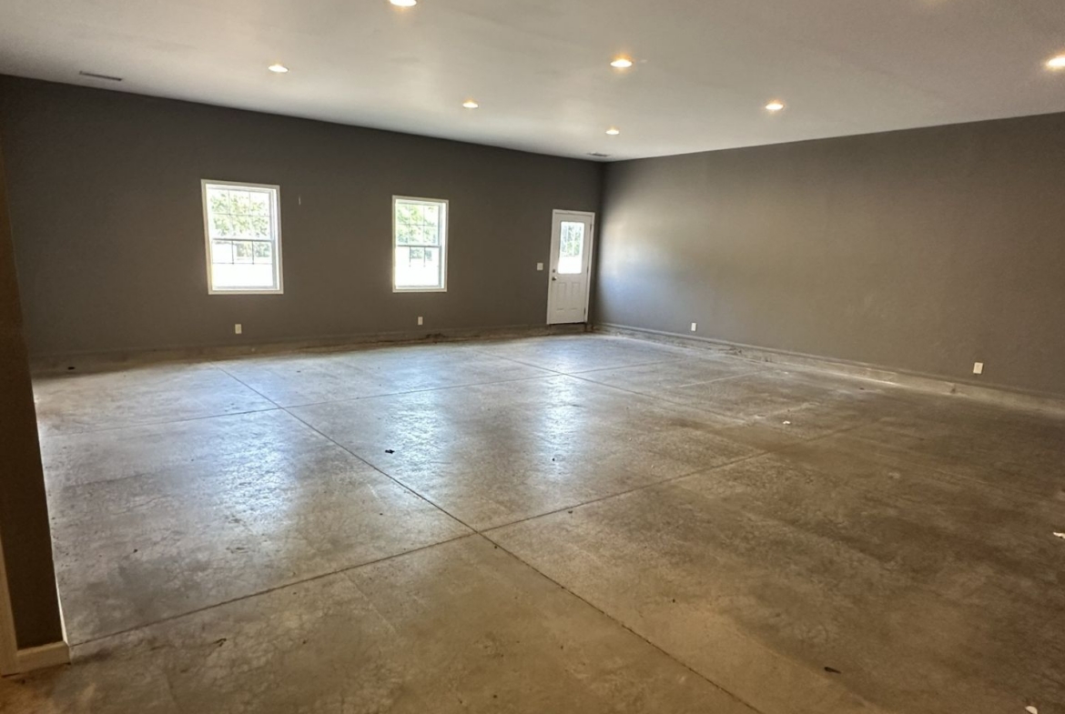 ±6,120 Sq. Ft. For Lease in Toccoa, GA