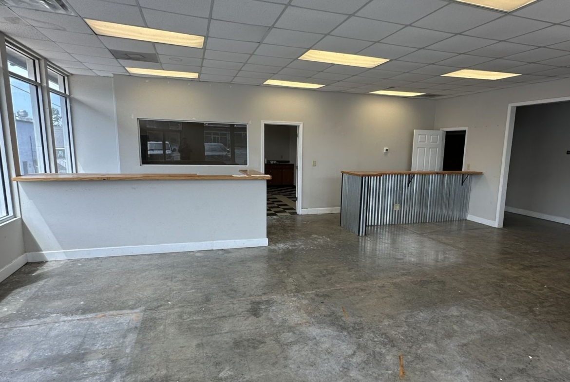 ±6,120 Sq. Ft. For Lease in Toccoa, GA